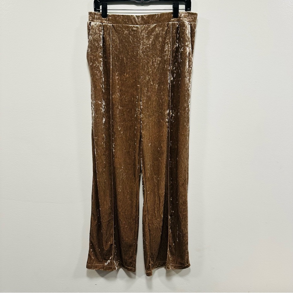 Crushed Velvet tan champagne dress trousers Pants! Size medium!